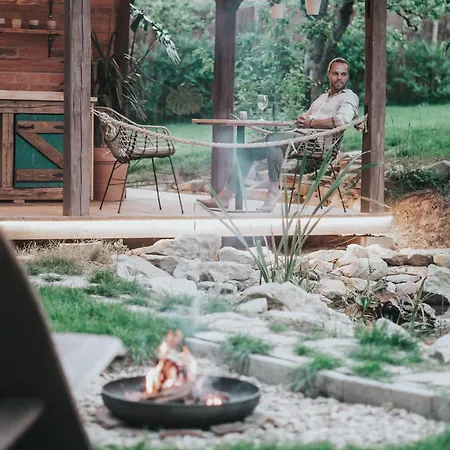 Klidny Kout Glamping Luxury tent Vysoke Myto