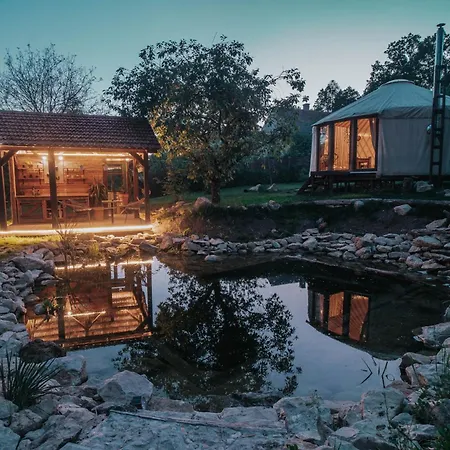 Роскошный шатер Glamping Pytlik