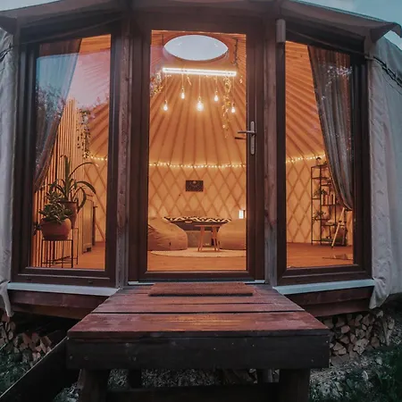 Glamping Pytlik Роскошный шатер Високе-Мито